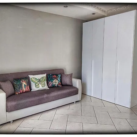 Moi Et Elle Maison Molfetta